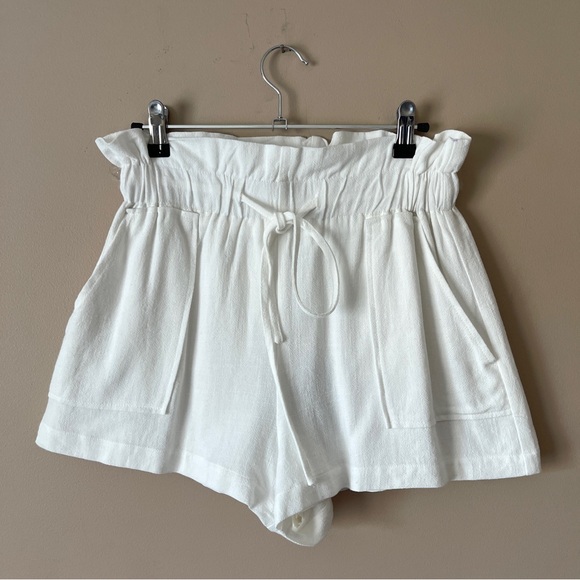 LE LIS | White Paper Bag Drawstring Shorts Sz M - Picture 2 of 8